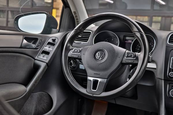 2014 Volkswagen Golf 4dr Hatchback DSG TDI Blu for sale in Oak Forest, IL – photo 17