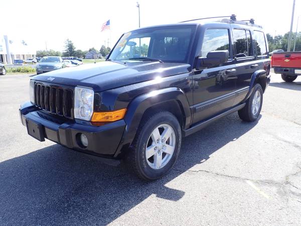 2006 Jeep Commander - cars & trucks - by dealer - vehicle automotive... for sale in Charlevoix, MI – photo 3