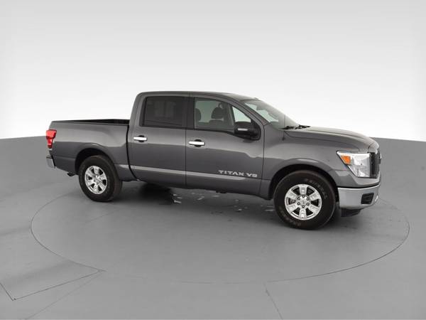 2019 Nissan Titan Crew Cab SV Pickup 4D 5 1/2 ft pickup Gray -... for sale in Bakersfield, CA – photo 14