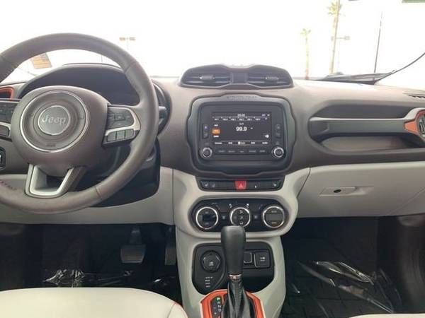 2015 Jeep Renegade 4WD 4dr Limited Black - - by for sale in Lake Havasu City, AZ – photo 24