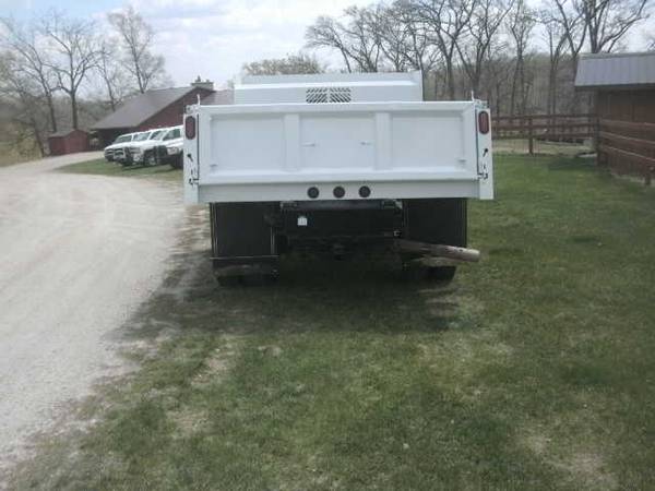 2011 Arizona Ford F550 4x4 dump - - by dealer for sale in Spring Grove, WI – photo 4