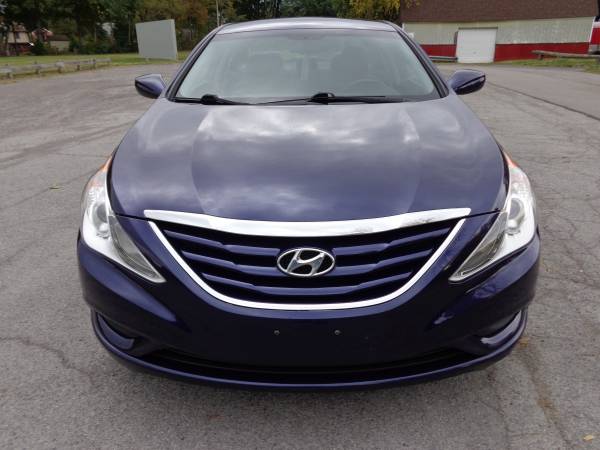 2013 HYUNDAI SONATA GLS, 2 owners, clean - cars & trucks - by dealer... for sale in Rochester , NY – photo 8