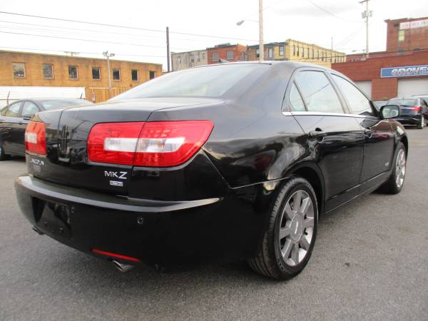 2008 Lincoln MKZ AWD **Navigation/Leather & sunroof** - cars &... for sale in Roanoke, VA – photo 4