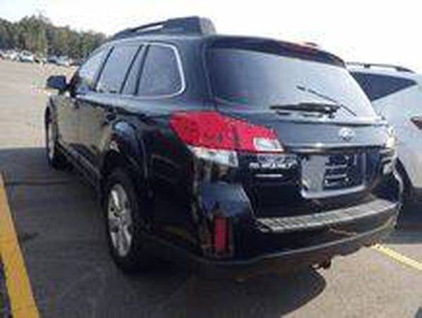 2011 Subaru Outback 2.5i Premium AWD 4dr Wagon 6M - 1 YEAR WARRANTY!!! for sale in East Granby, CT – photo 2