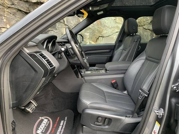 2017 Land Rover Discovery SE - cars & trucks - by dealer - vehicle... for sale in Tyngsboro, MA – photo 22