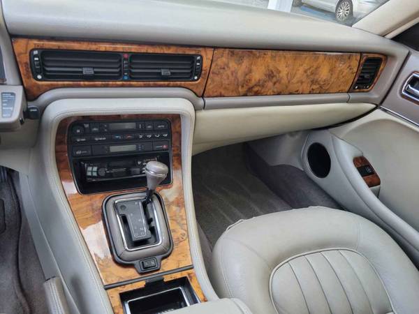1995 Jaguar Xj6 for sale in Playa Vista, CA – photo 9