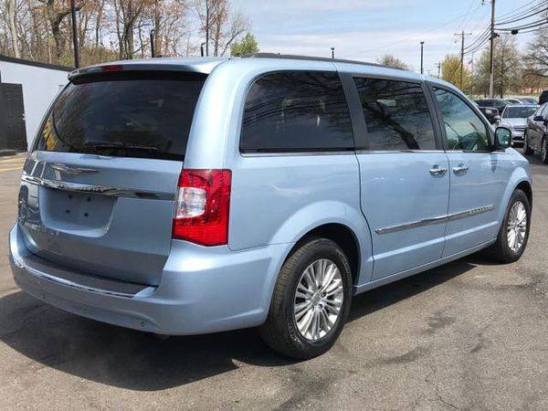 2016 Chrysler Town Country Touring-L Anniversary Edition Touring-L Ann for sale in District Heights, MD – photo 6