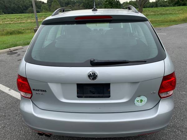 2009 Volkswagen Jetta sw - cars & trucks - by owner - vehicle... for sale in Hyattsville, District Of Columbia – photo 5