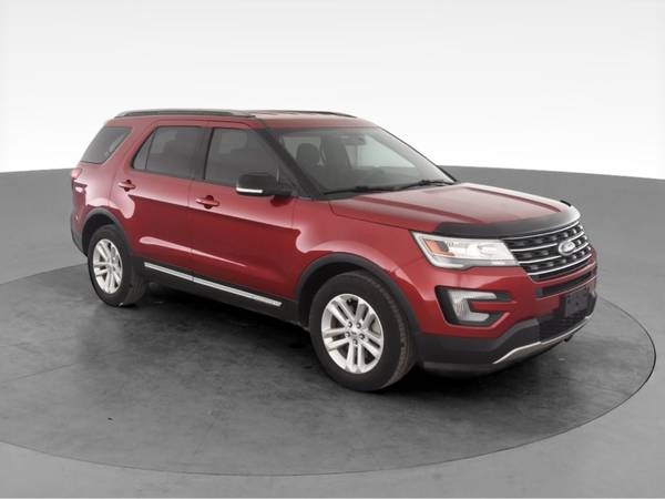 2017 Ford Explorer XLT Sport Utility 4D suv Red - FINANCE ONLINE -... for sale in Colorado Springs, CO – photo 15