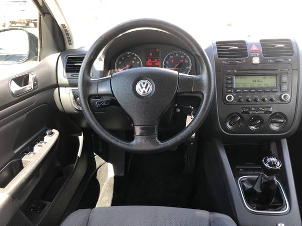2006 Volkswagen Rabbit LOW Miles - - by dealer for sale in Derry, MA – photo 15
