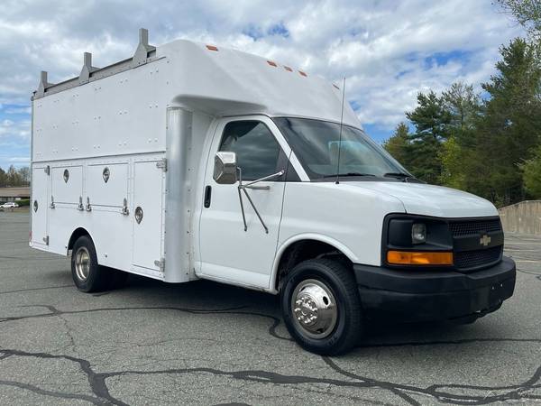 2004 Chevy Express 3500 12ft Hi Cube Utility Van 6 0L 135K SKU: 13931 for sale in Boston, MA – photo 7