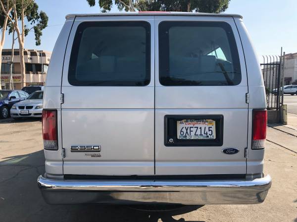 2009 Ford E350 Super Duty Passenger XLT Extended Van 3D LOW MILEAGE for sale in Rosemead, CA – photo 4
