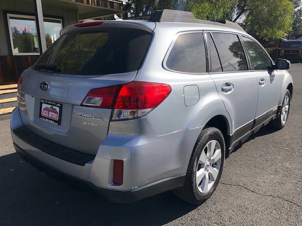 2012 Subaru Outback Limited AWD Wagon Leather Loaded Moonroof 2... for sale in Bend, OR – photo 4