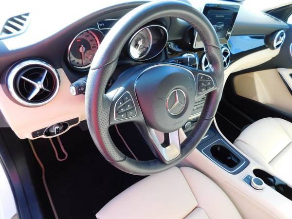 2016 Mercedes-Benz GLA GLA 250 AWD All Wheel Drive SKU:GJ236840 for sale in Wesley Chapel, FL – photo 10