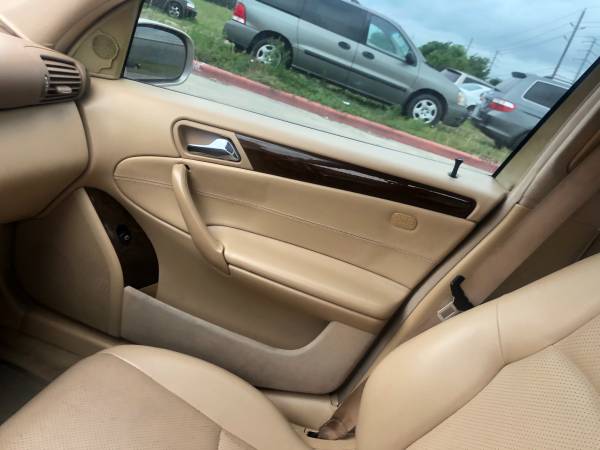 2003 Mercedes C240, clean leather, cold a/c, clean title Runs & drives for sale in Houston, TX – photo 16