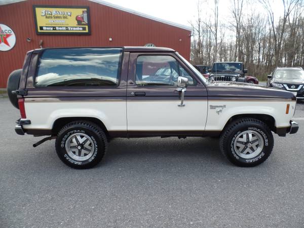 1986 Ford Bronco II XLT 4x4 Brown - - by dealer for sale in Johnstown , PA – photo 2