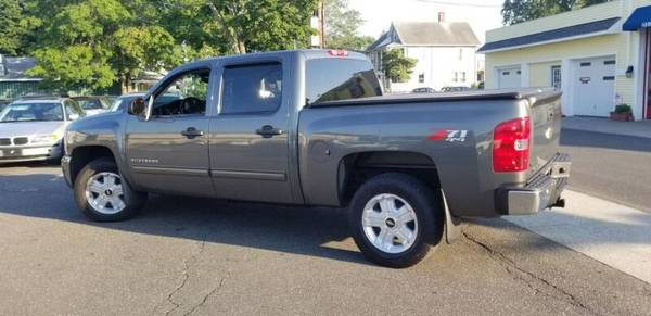 🚗* 2011 Chevrolet Silverado 1500 LT-Z-71-PACKAGE-4x4 4dr Crew Cab -... for sale in Milford, CT – photo 8