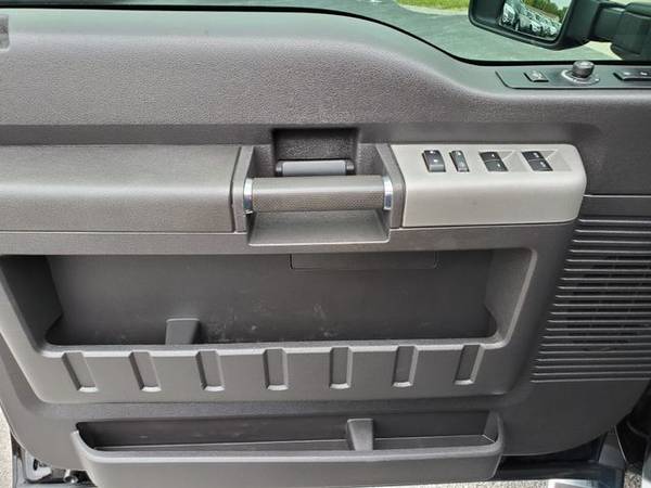 2016 Ford F250 Super Duty Crew Cab 4WD Lariat Pickup 4D 6 3/4 ft Trade for sale in Harrisonville, MO – photo 24