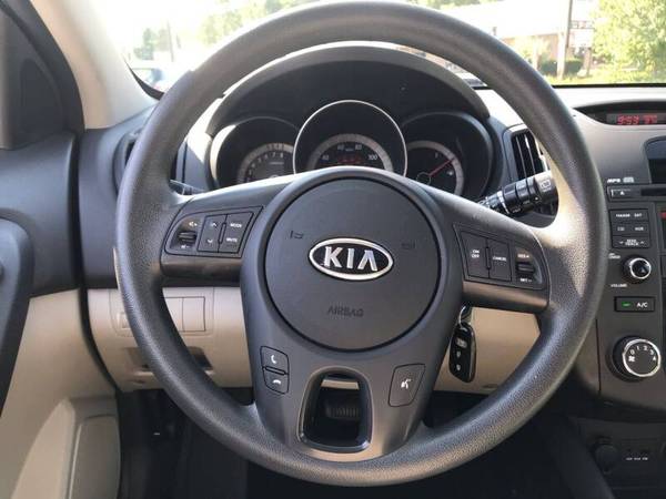 2012 Kia Forte5 EX 4dr Hatchback 6A 65457 Miles - cars & trucks - by... for sale in leominster, MA – photo 17