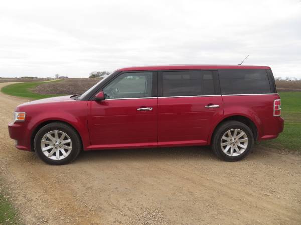 2009 FORD FLEX, AWD, 98K - - by dealer - vehicle for sale in Wells, MN – photo 2
