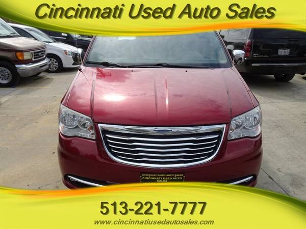2013 Chrysler Town & Country Touring-L V6 FWD - cars & trucks - by... for sale in Cincinnati, OH – photo 4