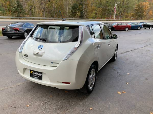 2012 Nissan Leaf SL - - by dealer - vehicle automotive for sale in Cass Lake, VT – photo 5
