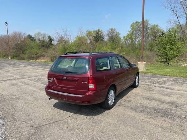2006 Ford Focus Wagon ZXW SE - - by dealer - vehicle for sale in Grand Blanc, MI – photo 5