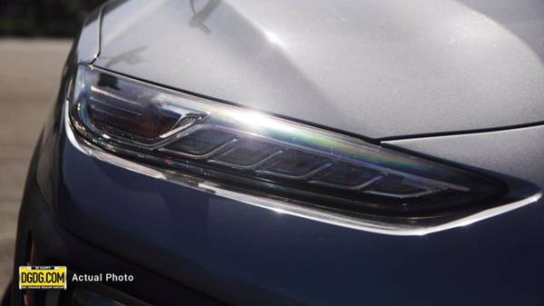 2018 Hyundai Kona SEL hatchback Sonic Silver w/Black Roof - cars & for sale in San Jose, CA – photo 23