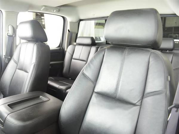 2012 Chevy Chevrolet Silverado 1500 Crew Cab LTZ Pickup 4D 5 3/4 ft for sale in Lexington, KY – photo 5