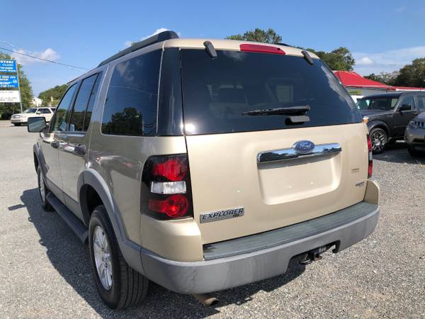 *2006 Ford Explorer-V6* Clean Carfax, 3rd Row, Tow Pkg, Running Boards for sale in Dover, DE 19901, DE – photo 3