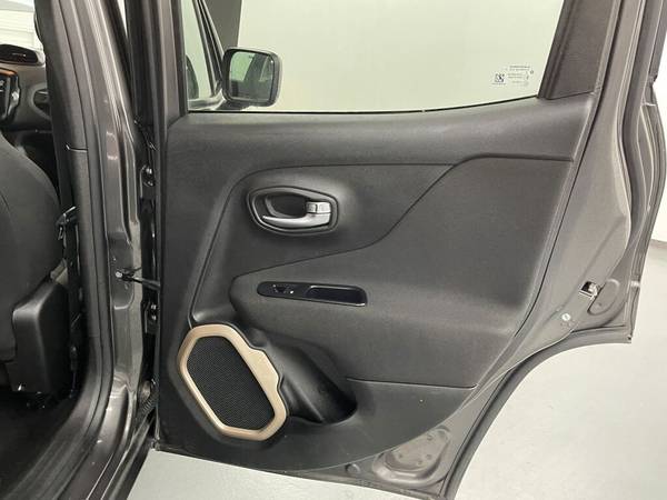 2017 Jeep Renegade Sport for sale in PUYALLUP, WA – photo 24