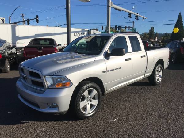 2012 DODGE RAM 1500 ST 4WD RUNS GREAT - cars & trucks - by dealer -... for sale in Eugene, OR – photo 3