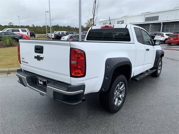 2017 Chevy Chevrolet Colorado LS pickup White for sale in Goldsboro, NC – photo 8