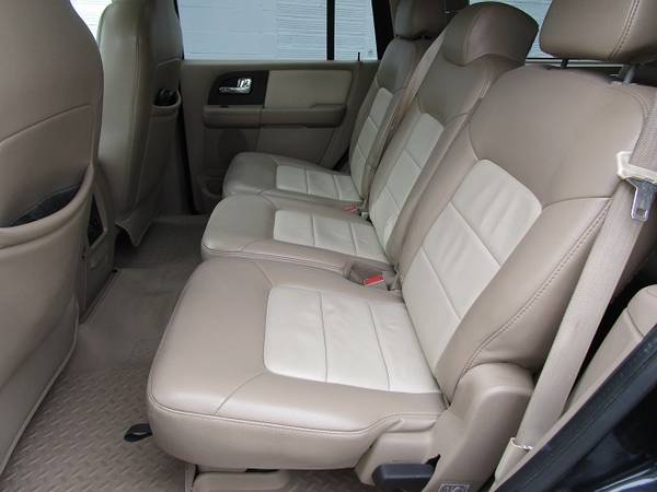 2005 Ford Expedition Eddie Bauer Very Clean 3rd Row 4x4 - cars for sale in Minerva, OH – photo 5