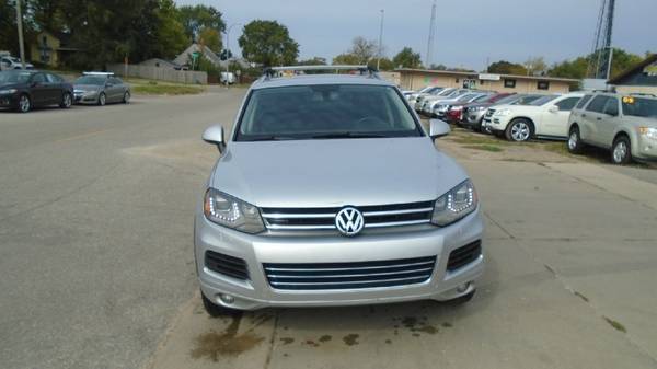 2012 vw touareg 4wd diesel 117,000 miles $11999 **Call Us Today For... for sale in Waterloo, IA – photo 2