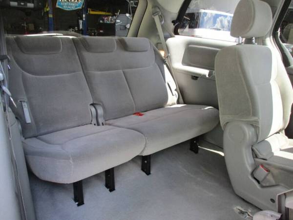 2004 Toyota Sienna LE 7 Passenger 4dr Mini Van - cars & trucks - by... for sale in Liberty, PA – photo 21
