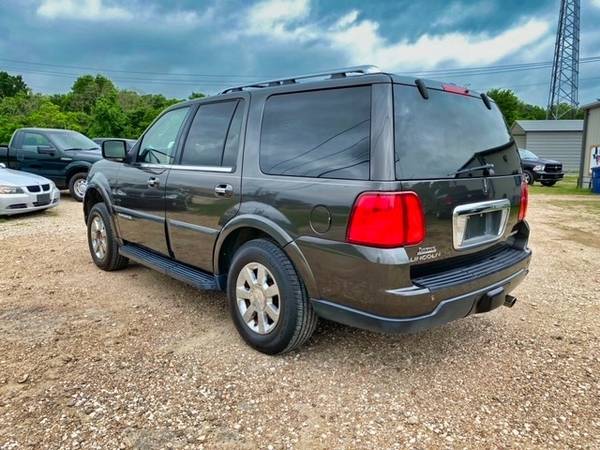 2006 Lincoln Navigator Luxury 3rd Row Seat Clean Carfax and Free for sale in Angleton, TX – photo 13
