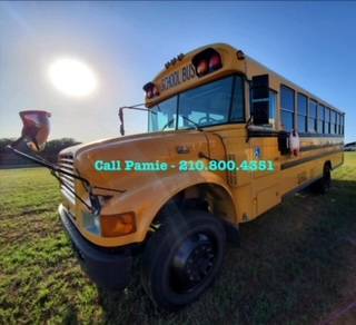 2003 International School Bus Mid Size - AC - Clear title - cars & for sale in Adkins, TX – photo 4