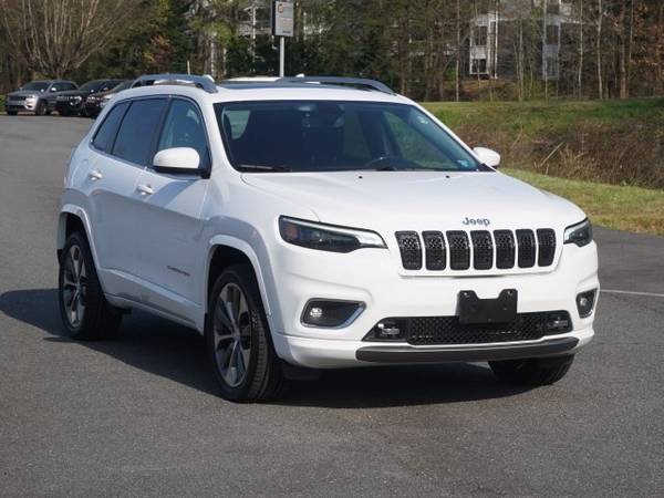 2019 Jeep Cherokee Overland - - by dealer for sale in Winston Salem, NC – photo 3