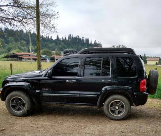04 jeep liberty for sale in Coquille, OR – photo 3