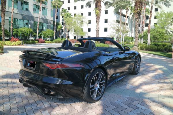 2015 Jaguar F-Type V8 Convertible - - by dealer for sale in Miami, FL – photo 17