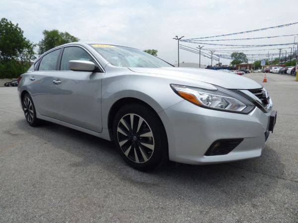 2018 Nissan Altima 2.5 SV Holiday Special for sale in Burbank, IL – photo 17