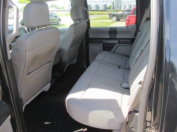 2016 Ford F150 XLT pickup Black for sale in Marengo, IA – photo 8