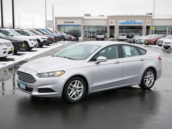 2016 Ford Fusion SE - cars & trucks - by dealer - vehicle automotive... for sale in Cambridge, MN – photo 5