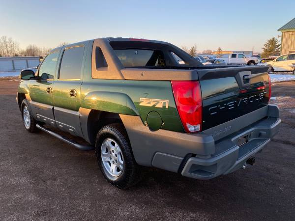 2002 Chevy Avalanche LT 4x4**ONLY 148,000 Miles** - cars & trucks -... for sale in Sioux Falls, SD – photo 7