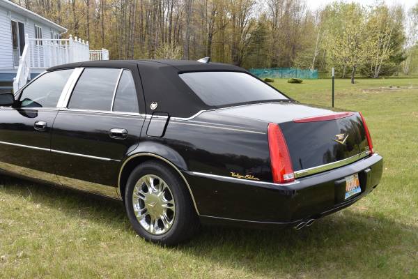REDUCED $6K - ONE-OF-A-KIND CLASSIC CADILLAC DTS PLATINUM GOLD VINTAGE for sale in Ontonagon, WI – photo 6