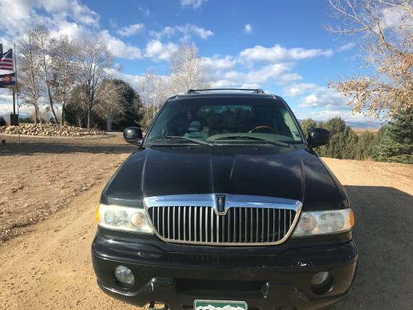 2002 Lincoln Navigator - cars & trucks - by owner - vehicle... for sale in Berthoud, CO – photo 2