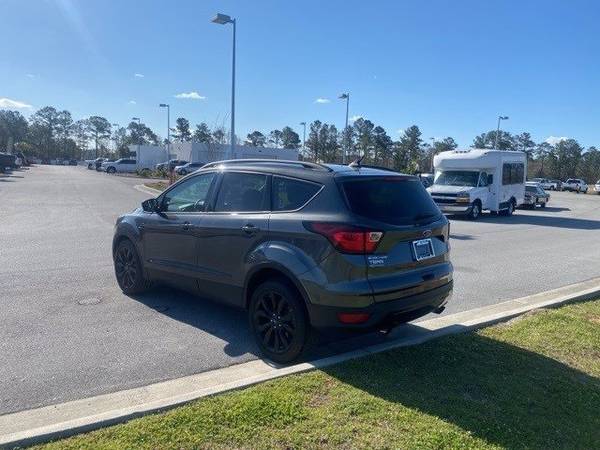 2019 Ford Escape SE suv Gray - - by dealer - vehicle for sale in Salisbury, NC – photo 6
