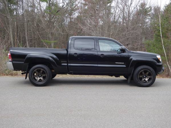 2015 Toyota Tacoma Double Cab V6 4WD - - by dealer for sale in Derry, ME – photo 6