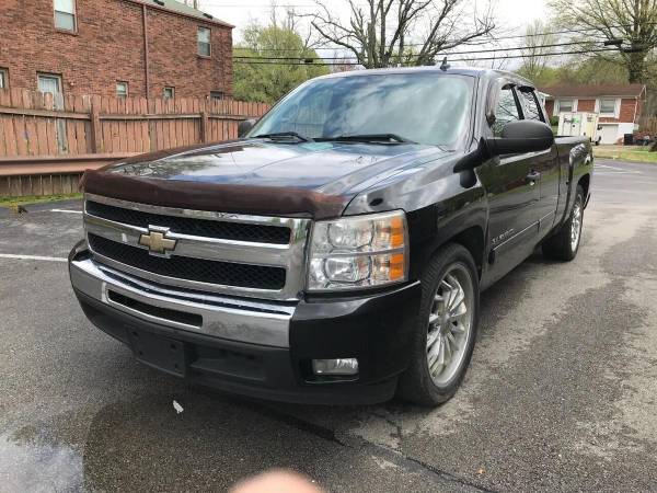 2011 Chevrolet Chevy Silverado 1500 LT 4x2 4dr Extended Cab 6 5 ft for sale in Louisville, KY – photo 7